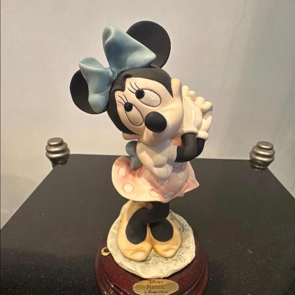 Charming Disney Minnie Mouse Sculpture - Blue and Pink